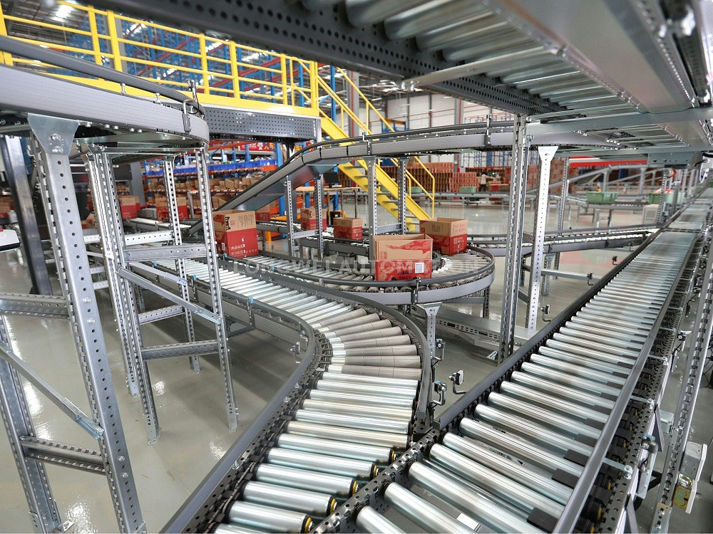 كيف يعمل: عندما تقوم بربط صامولة سداسية على الخيوط الخارجية، يتم سحب الكم بشكل محوري. بسبب استدقاقها، يتم دفعها بشكل قطري إلى الخارج، مما يخلق تداخلًا ميكانيكيًا هائلاً يتناسب مع الجزء الداخلي من الأسطوانة ويتم تثبيته بإحكام على عمود الإدارة المربع أو الدائري. يؤدي هذا إلى تثبيت الأسطوانة بشكل آمن على العمود دون أي لحام أو براغي أو دبابيس.