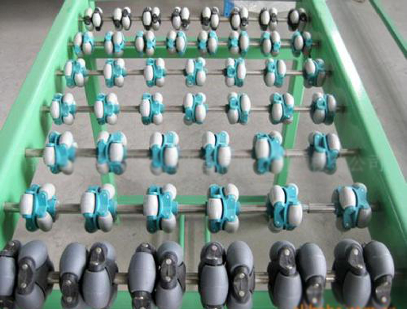 عجلة تزلج بطبقة مزدوجة من البلاستيك