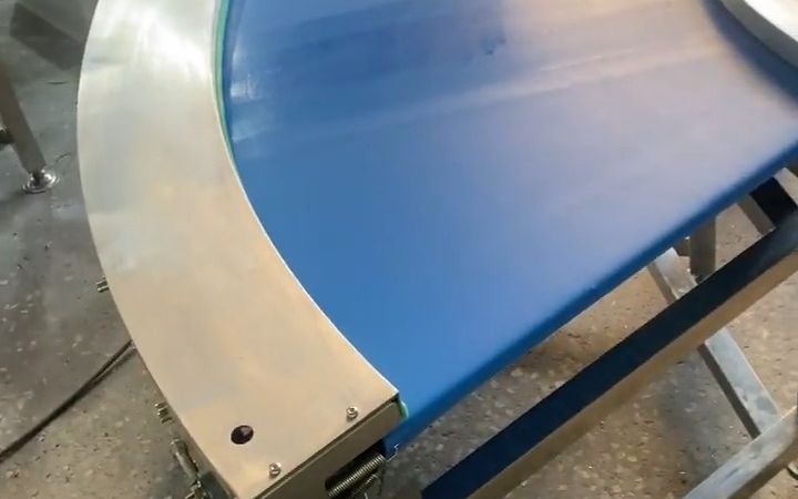 ناقل الحزام المنحني سكين